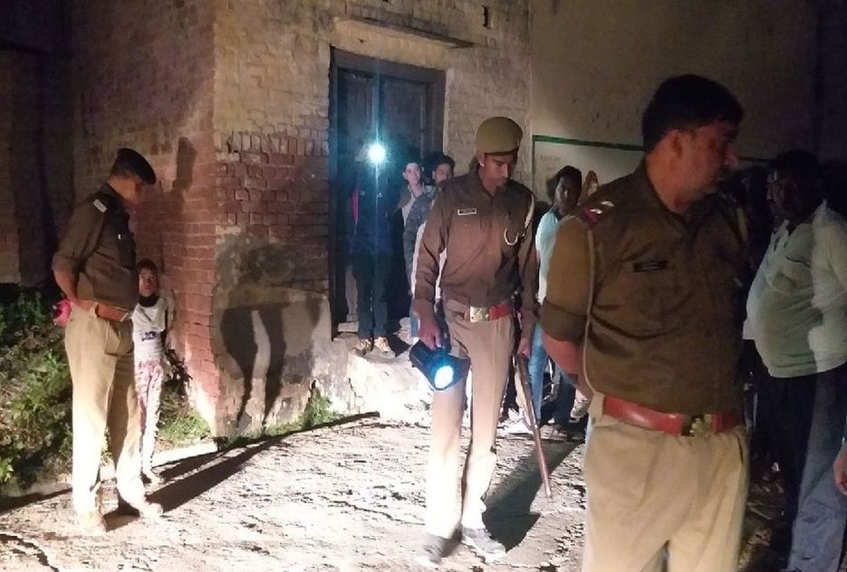 miscreants looted jewelry from trader in firozabad