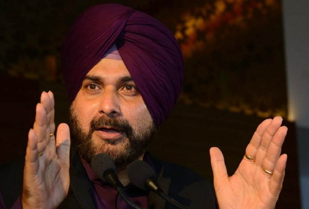 Punjab News in Hindi: Plan to bring Navjot Singh Sidhu into active politics