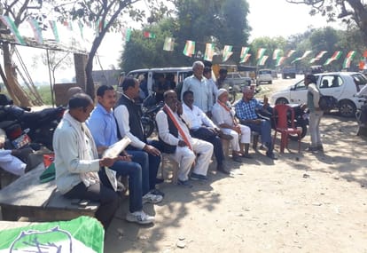 Priyanka Gandhi program canceled after angry form Congress leader
