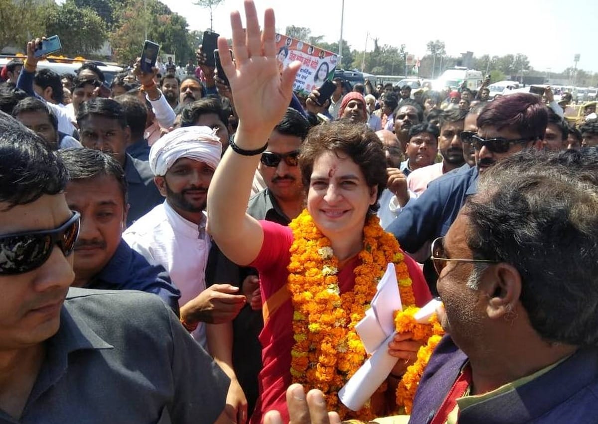 Loksabha Election 2019 : Priyanka gandhi against modi in varanasi