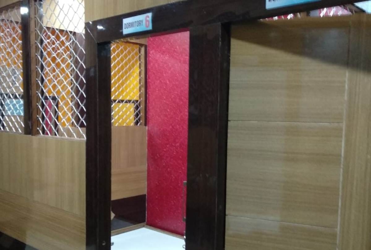 fare of retiring room and dormitory at lucknow junction