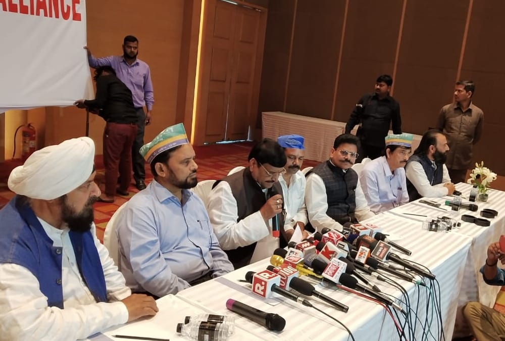 shivpal singh yadav declares his alliance with six small parties.
