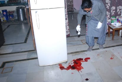 punjab police's ASI suicide after murdering his sleeping wife at Jalandhar