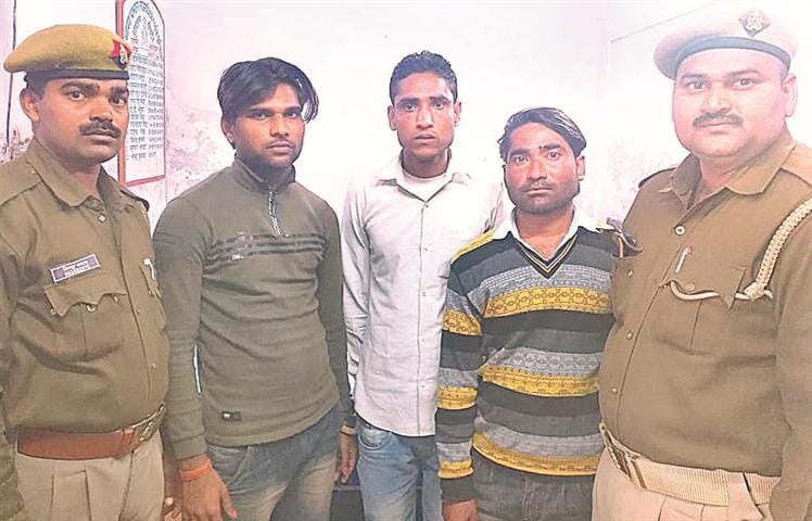 Make plan to steal three arrested