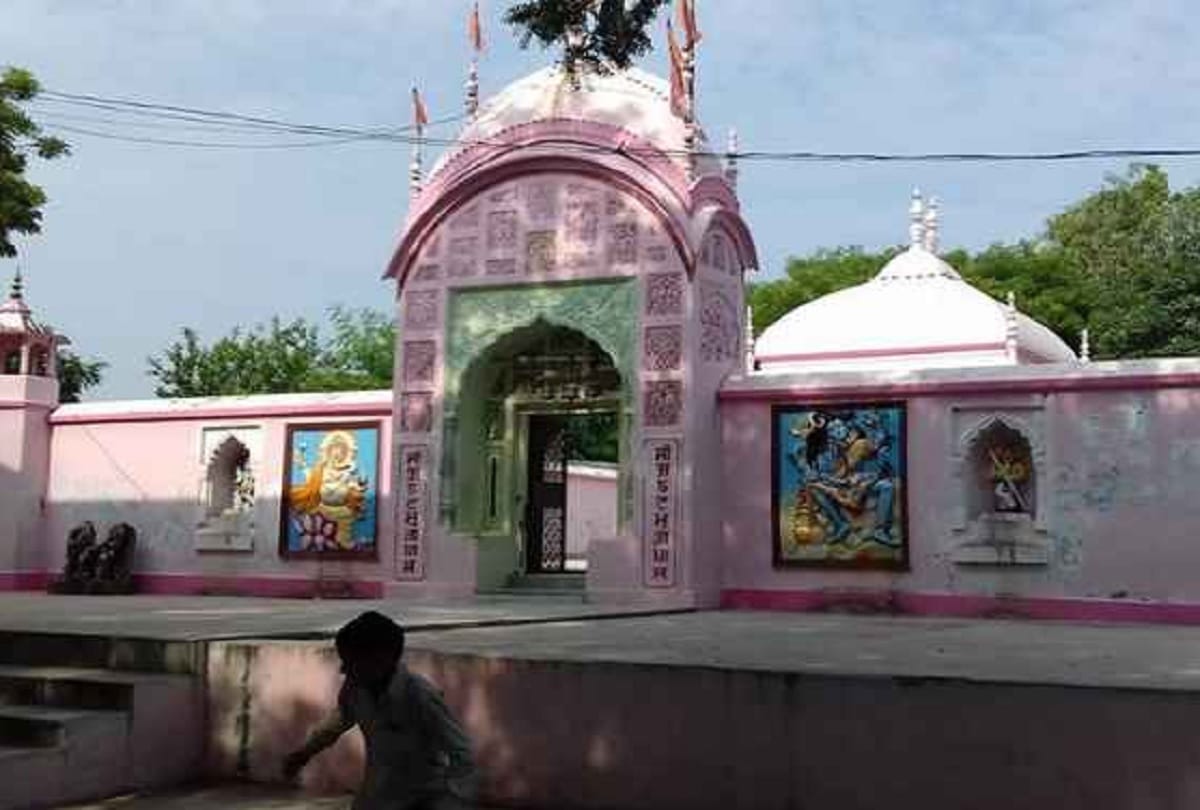 Ashtbhuja dham temple where Idols are worshiped without head