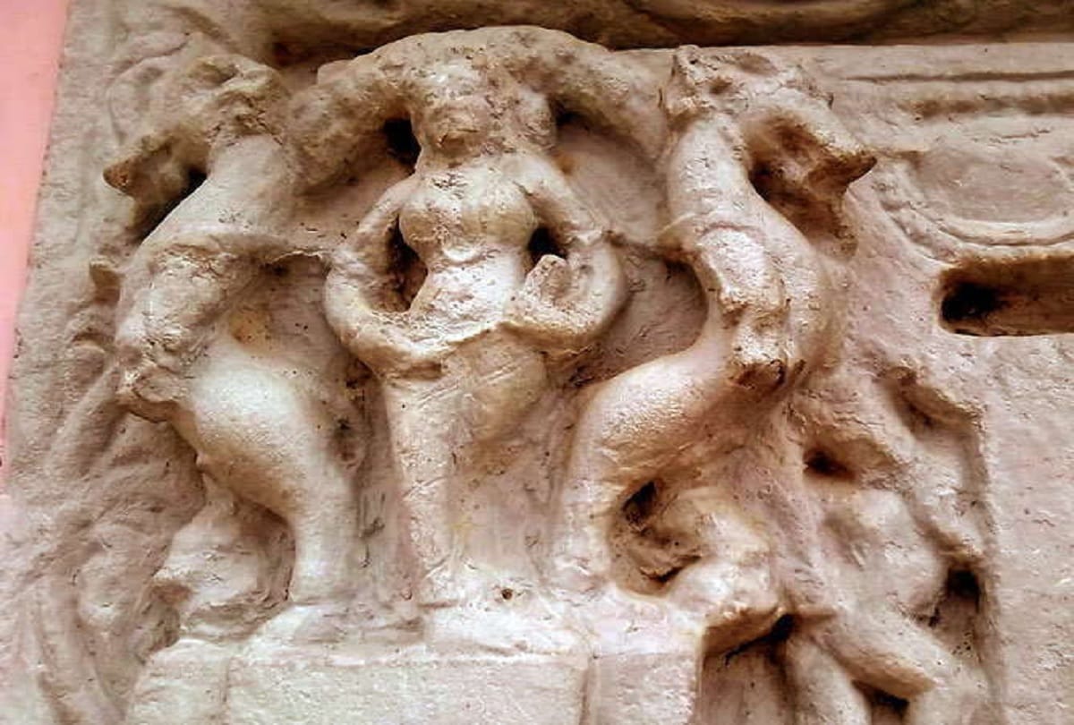 Ashtbhuja dham temple where Idols are worshiped without head