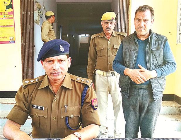 Eco car recovered 250 liters of liquor, one arrested