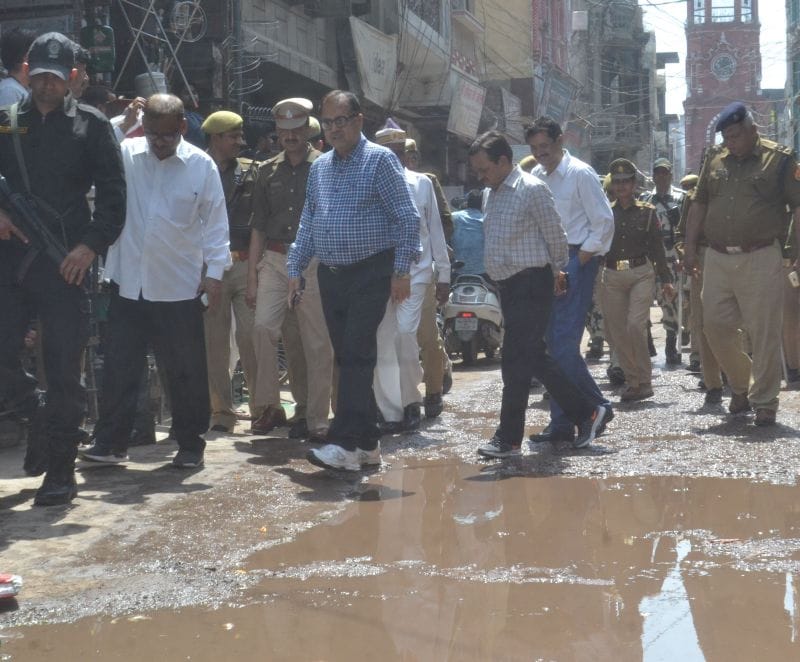 होली के उल्लास पर होगा संगीनों का साया