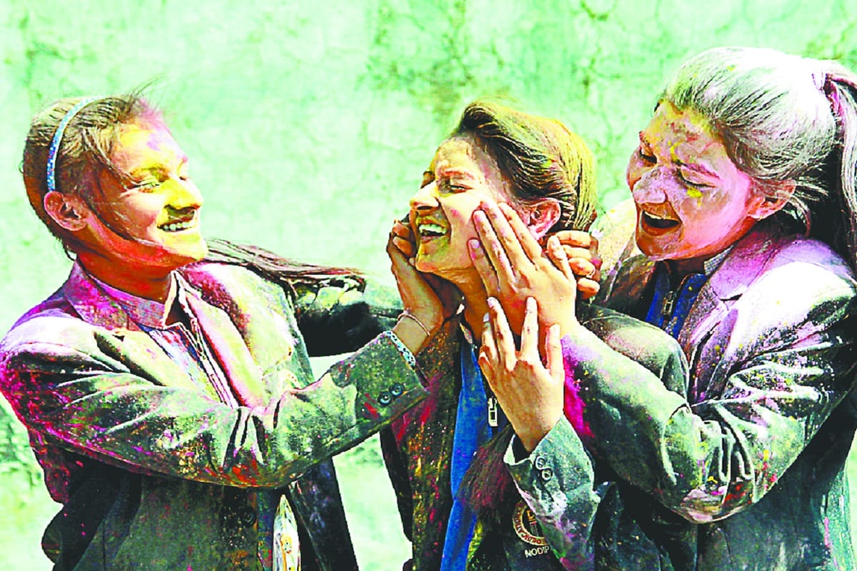tips for remove color clean your skin this holi