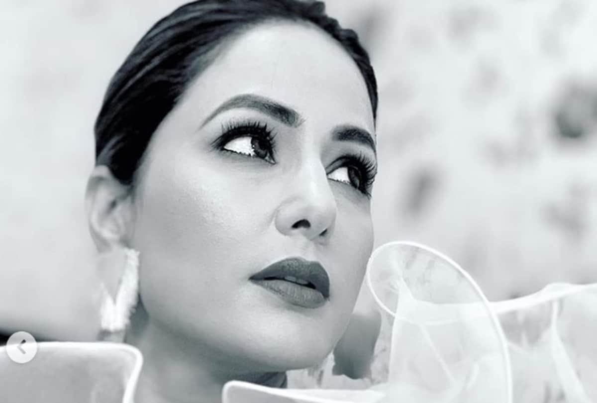 komolika Hina Khan Trolled after share promotional picture