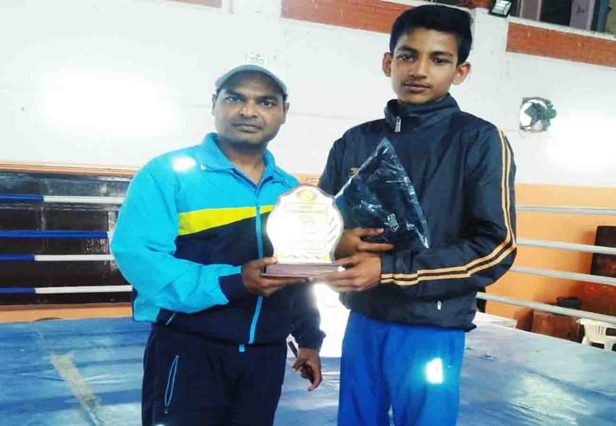 Piyush Tanwar won the title of emerging boxer
