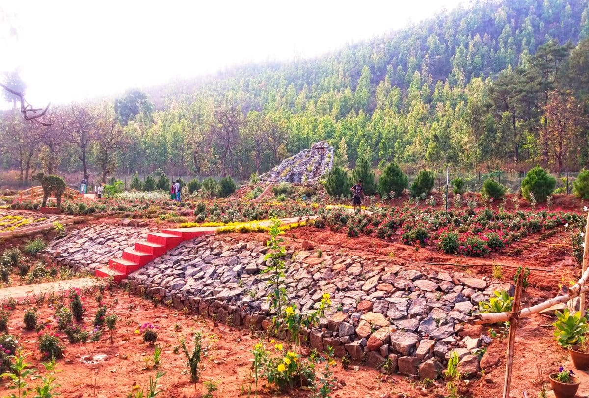best hill station in odisha mahendargiri dheakhnal