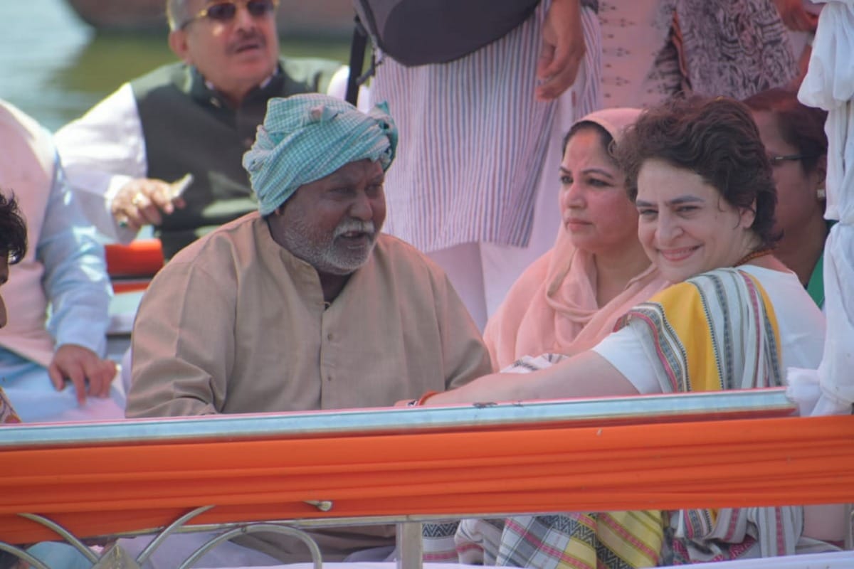 Priyanka gandhi visit kashi vishwanath corridor in varanasi before loksabha election 2019