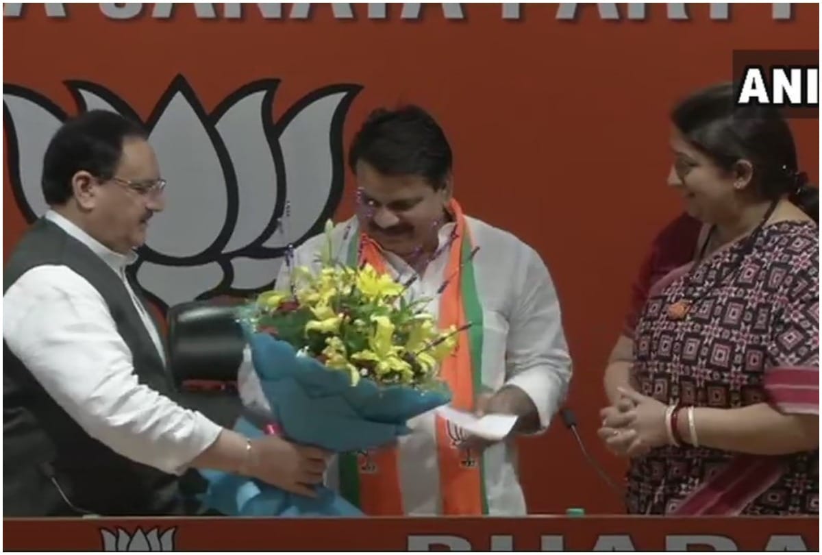 Lok Sabha Elections 2019: UP BSP MLA Chandra Prakash Mishra joins BJP
