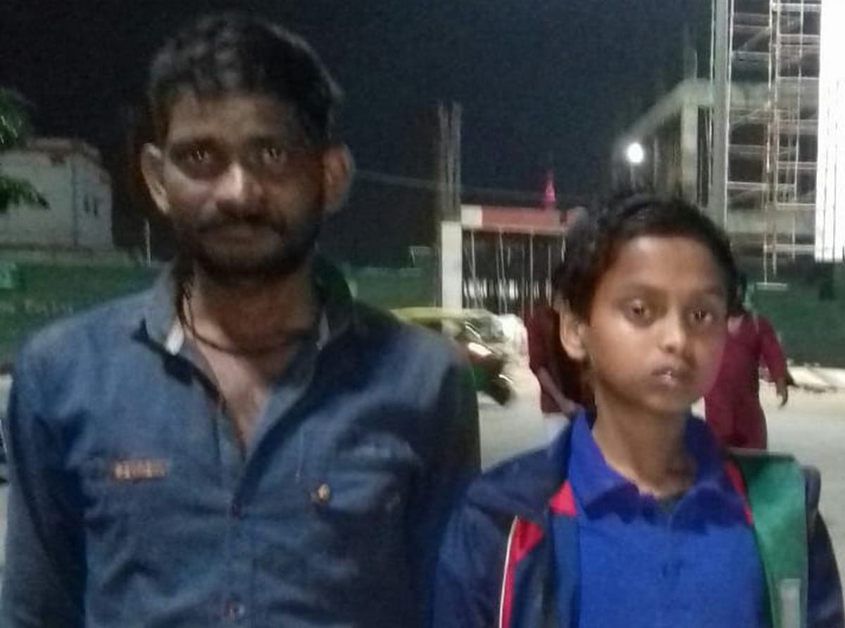 Child help line search teenage from mumbai in varanasi