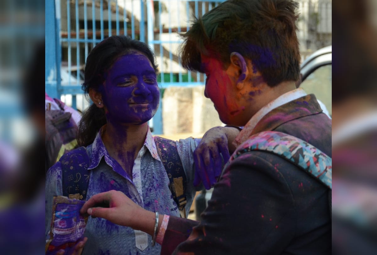 होली के समय करें हर्बल रंगों का प्रयोग