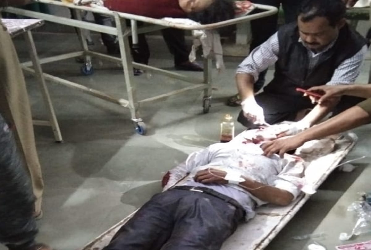 Big road accident in Bahraich, Bolero collides with tractor trolley