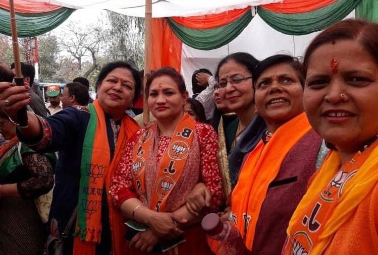 चुनाव 2019नामांकन से पहले टिहरी सीट से भाजपा प्रत्याशी माला