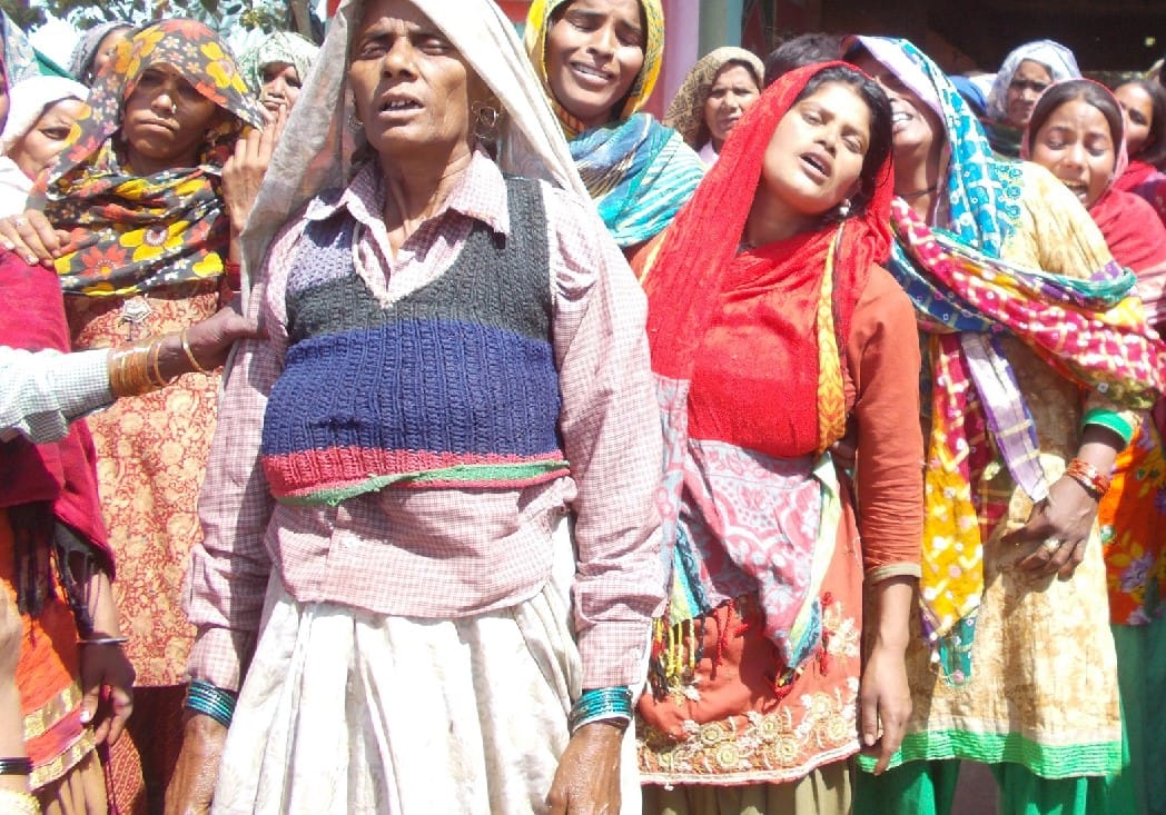 Three dead in road accidents, Kohram march