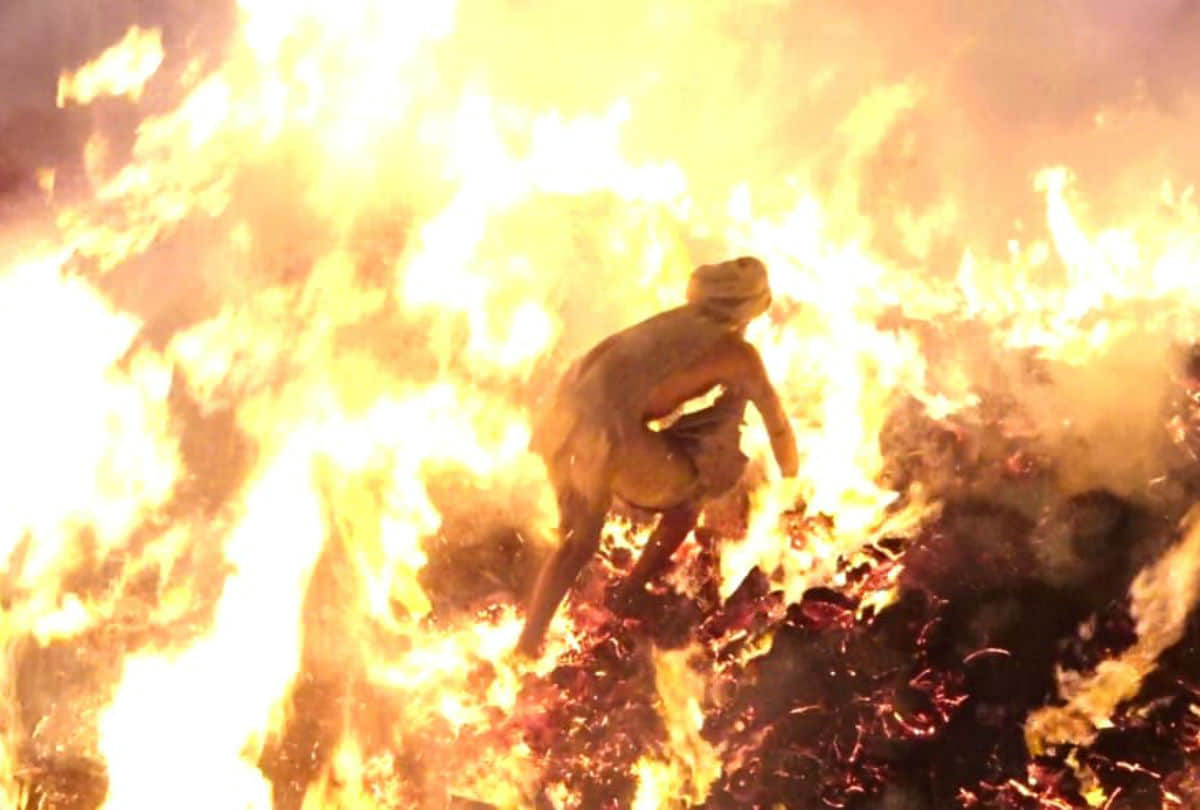Holika burns brightly, devotee Prahlad remains safe