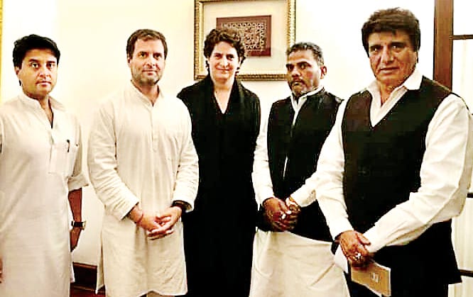 Former MP of the SP Bal Kumar Patel in Congress