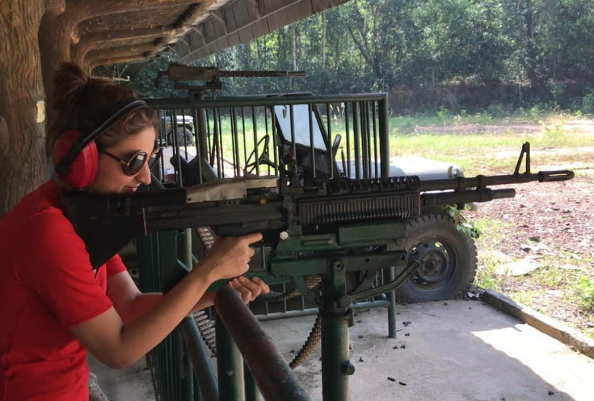 Interesting facts about billionaire baby dhvani bhanushali singer