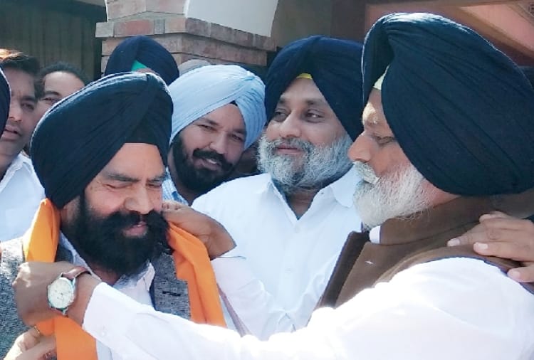 former MLA Gurtej Singh Ghuriana rejoins Akali Dal on Holi