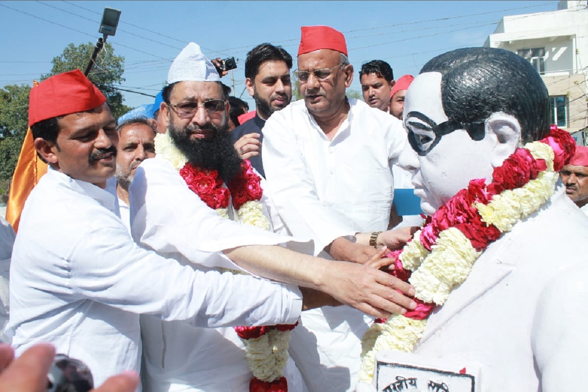 Lok Sabha Elections 2019 BSP nominee Yakub Qureshi nominated and dispute with police officials