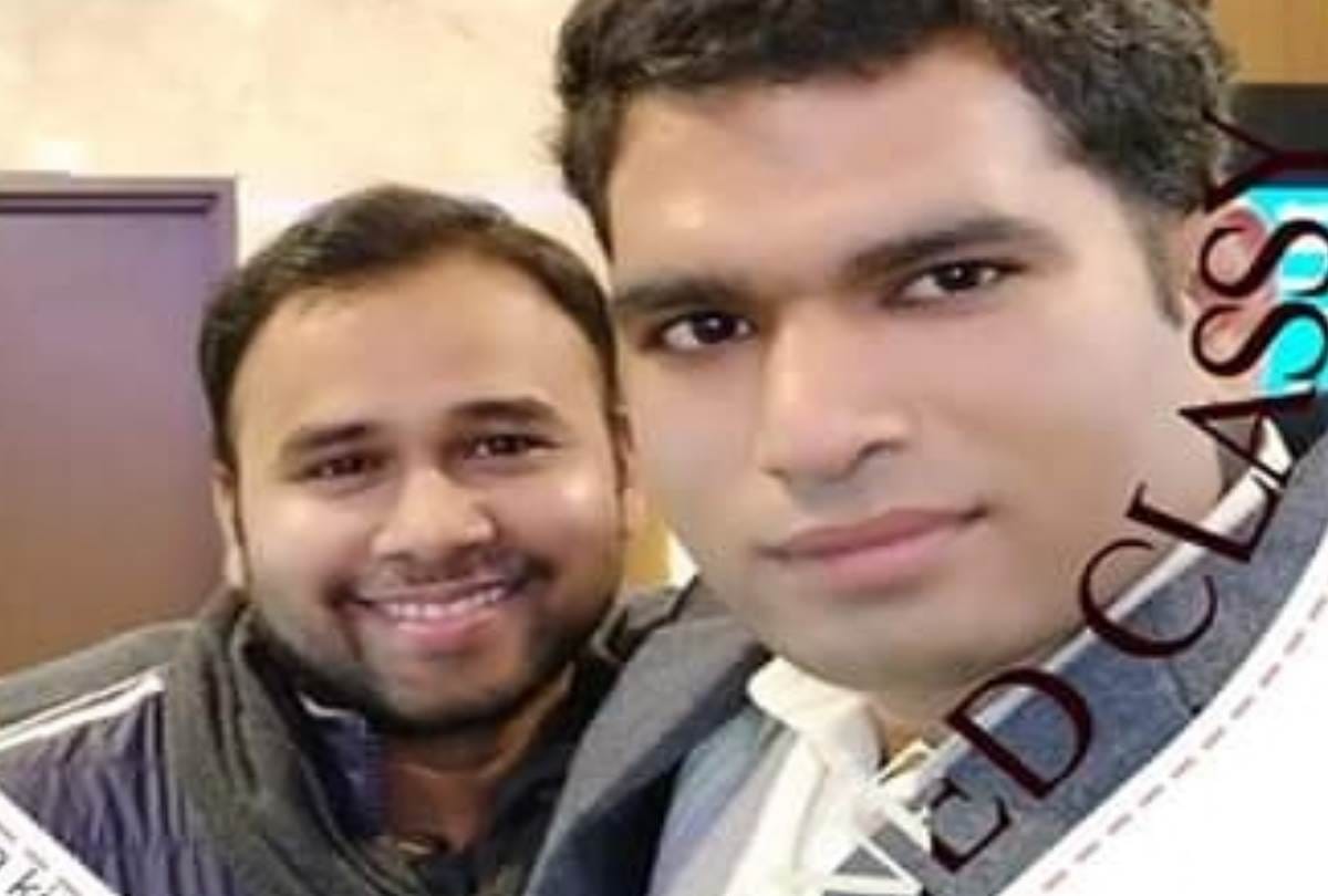 two men died after falling from overbridge in lucknow