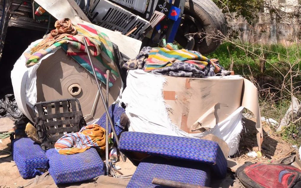 truck and bus accident in roorkee