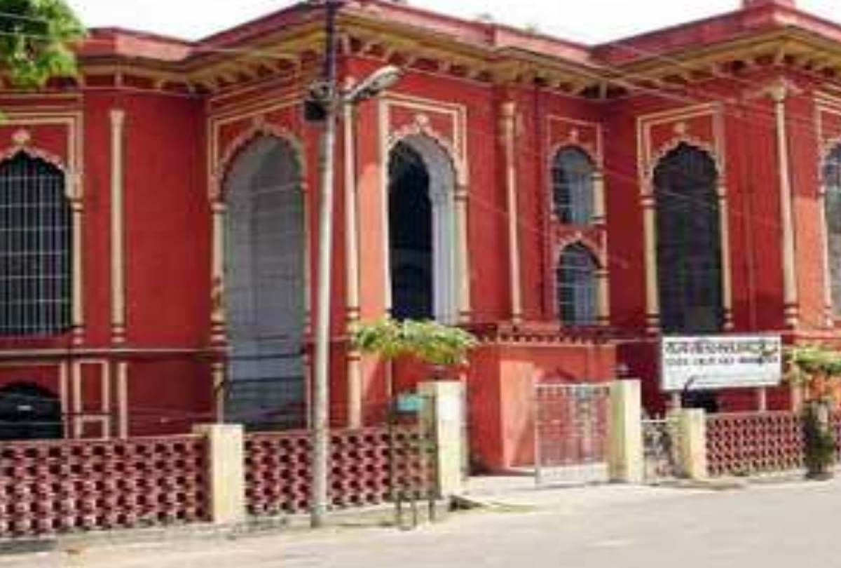 story about lal baradari