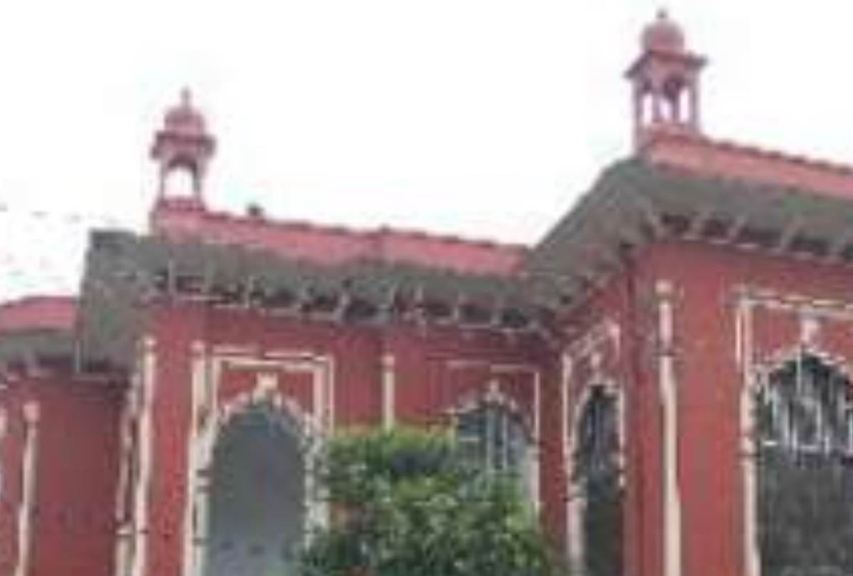 story about lal baradari