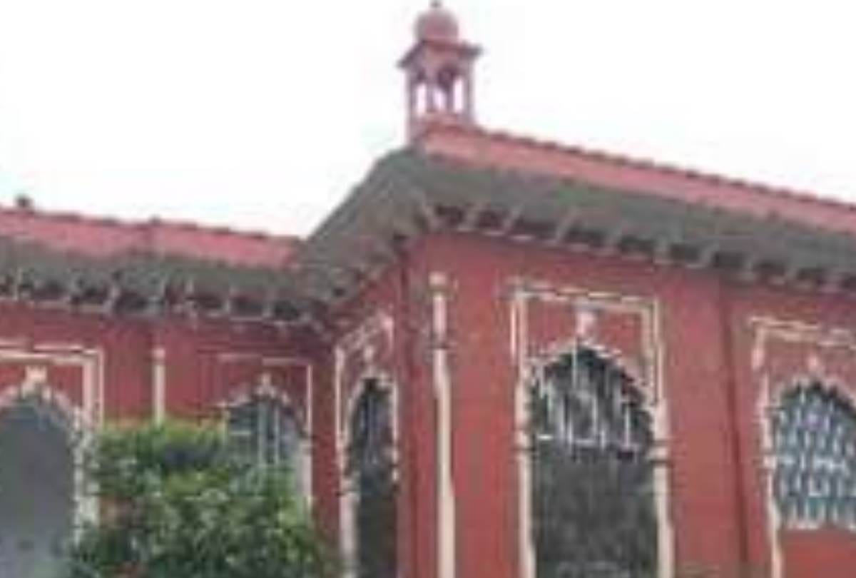 story about lal baradari