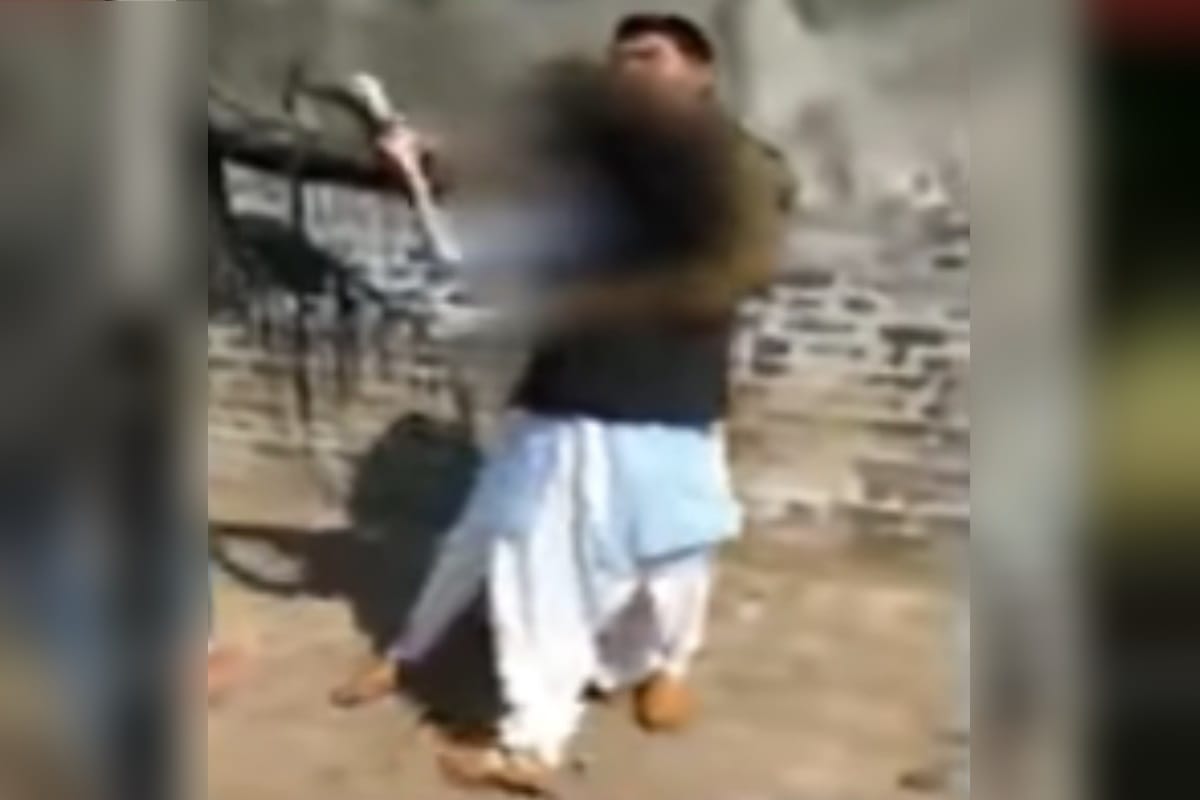 Misbehaved with girl student by several boys in Meerut, video viral and arrested of one accused