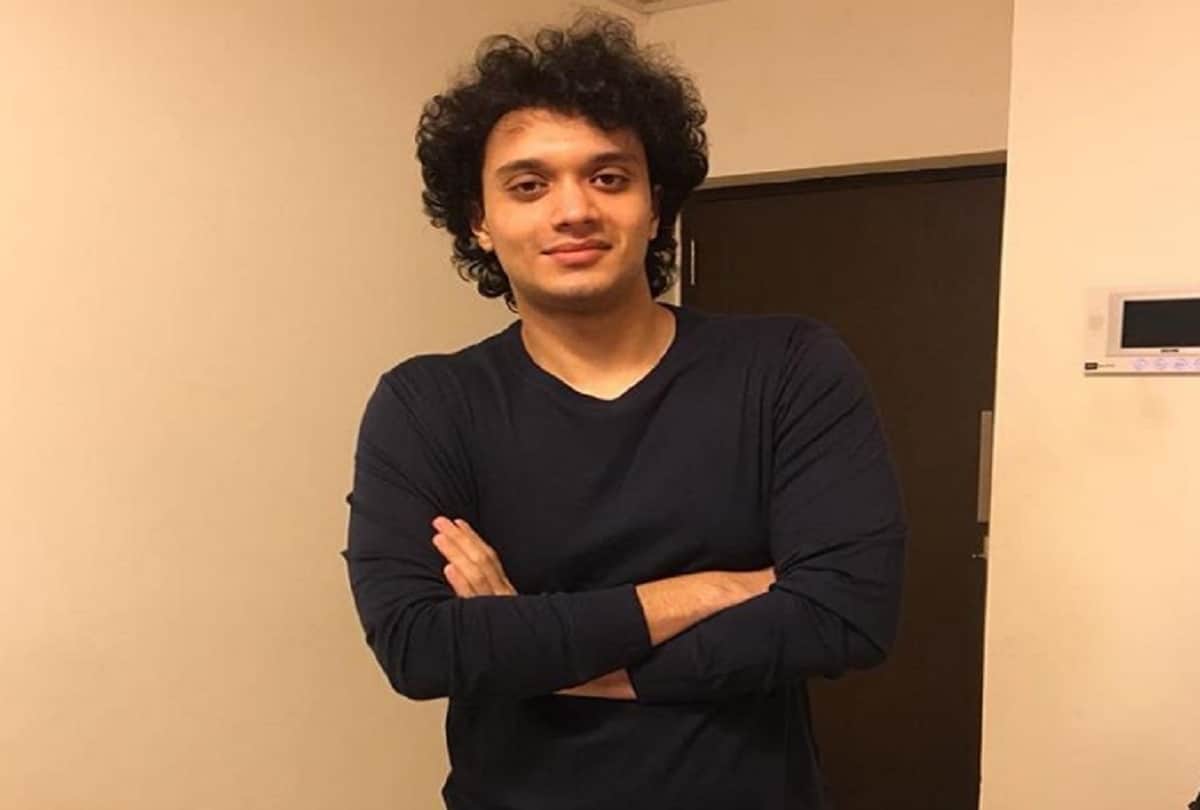 Mithun Chakraborty undergoing treatment of back pain son confirms will return to work soon
