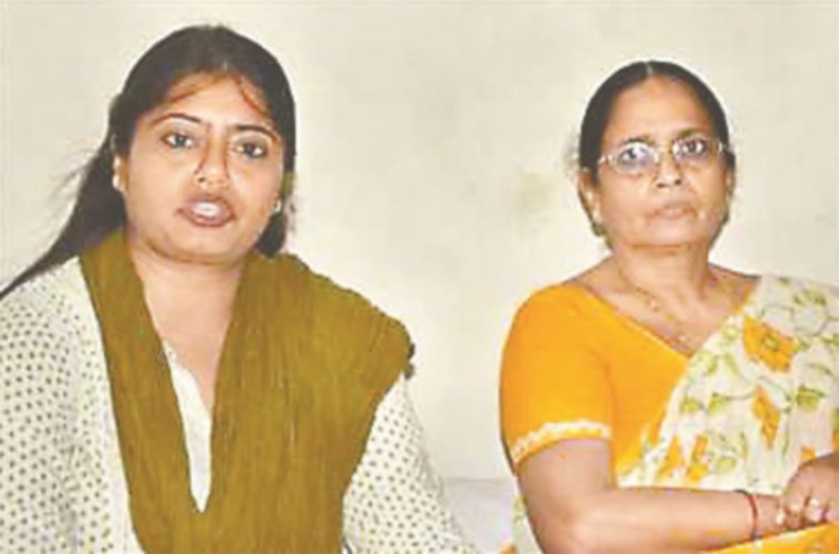 Apna dal stand against anupriya patel in loksabha election 2019