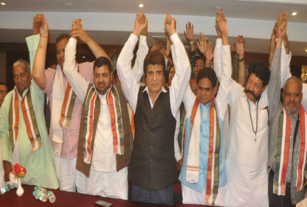 three former MLAs join congress before lok sabha elections 2019 in agra