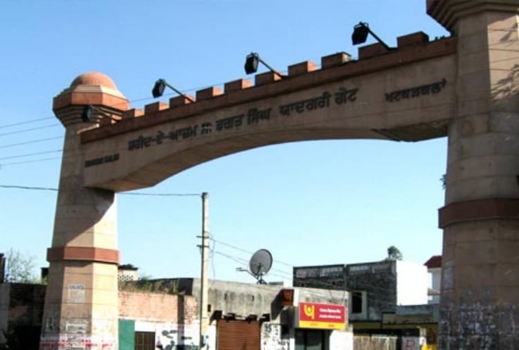 See The Home Of Sardar Bhagat Singh in Picture
