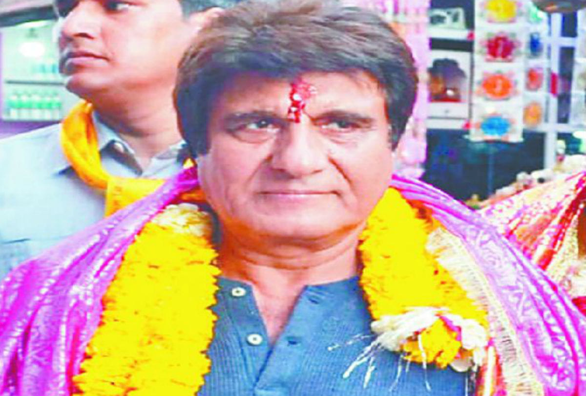 UP congress chief Raj Babbar paid worship at Banke Bihari Temple Vrindavan
