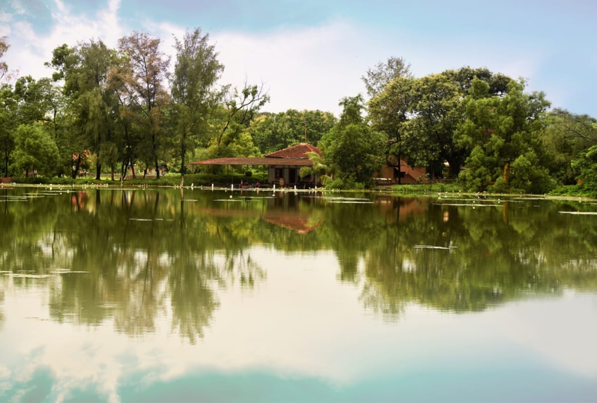 Alibaug Travel Plan Best Place to Visit With Your Partner Know Travel Tips in Hindi