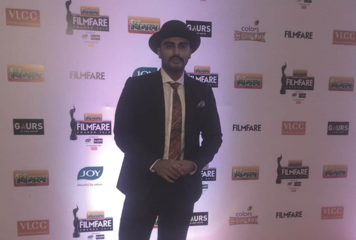 arjun kapoor post mother death anniversary and celebrities reaction