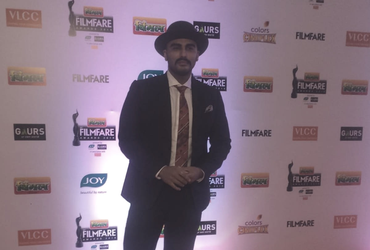 arjun kapoor post mother death anniversary and celebrities reaction