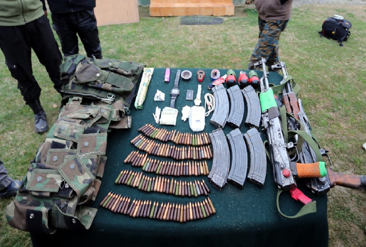 Jammu-kashmir: Operations end operated from three days against militants in Sopore, arms recovered