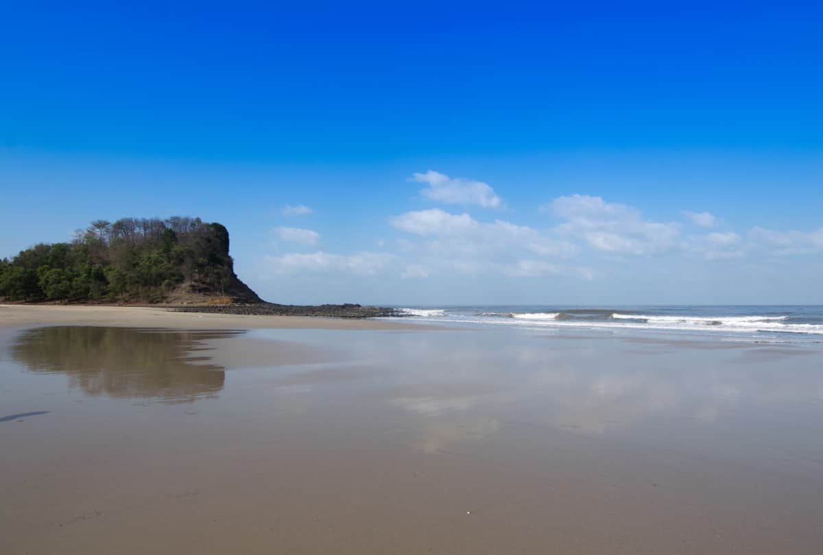 alibaug beach a best place for honeymoon