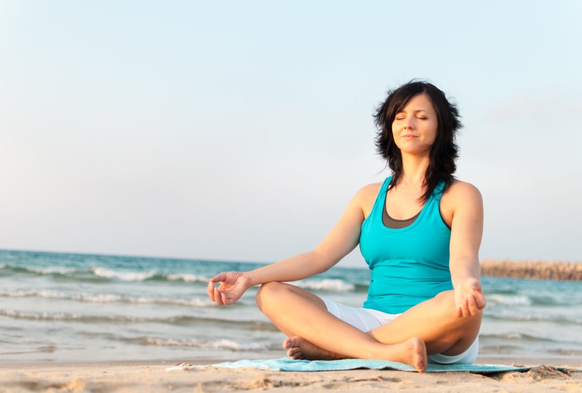 Yoga Tips: Meditation Can Be Done From Quiet Place to Crowded Meditation to Relieve Stress and Anxiety