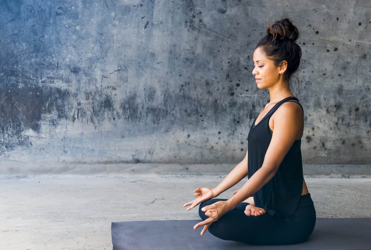 follow this rules and do proper meditation in hindi