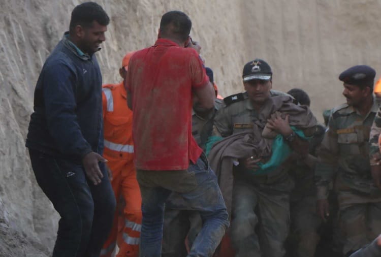 18 month old nadeem Rescued from 60 feet deep borewell in hisar of haryana