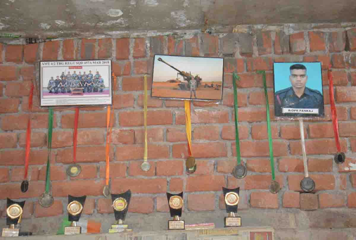 kannauj bsf soldier shot by pakistani army