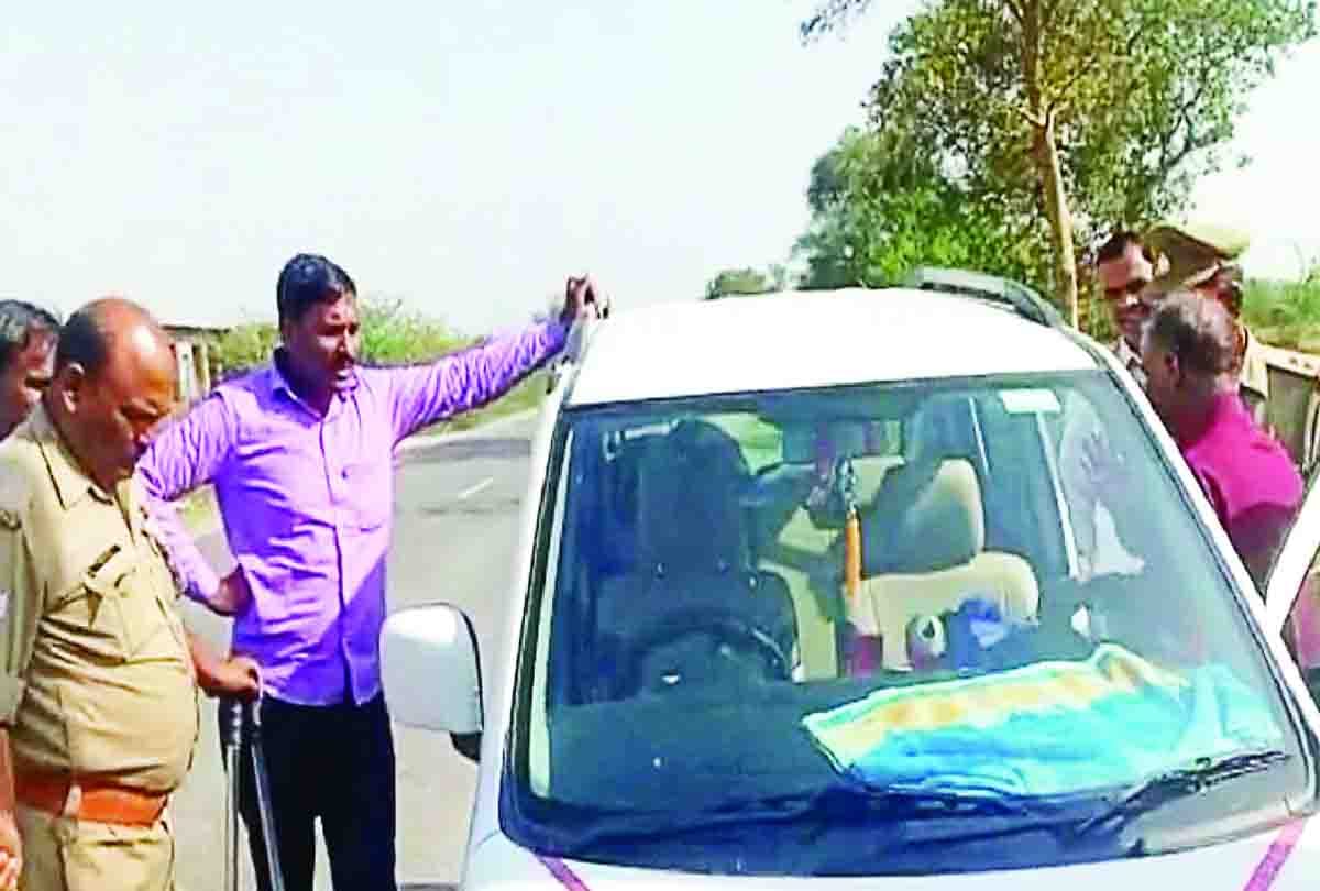 police caught cash in unnao