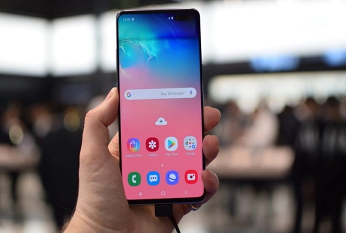 Samsung to launch world first 5G smartphone in South Korea